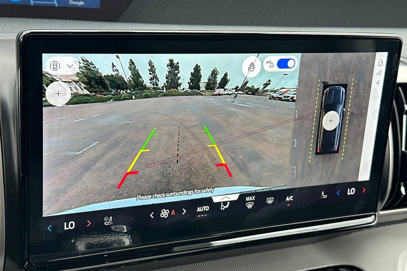 New 2026 Ford Expedition Active image 18