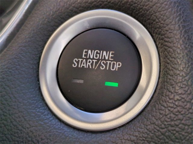 Used 2023 Chevrolet Traverse Premier image 35