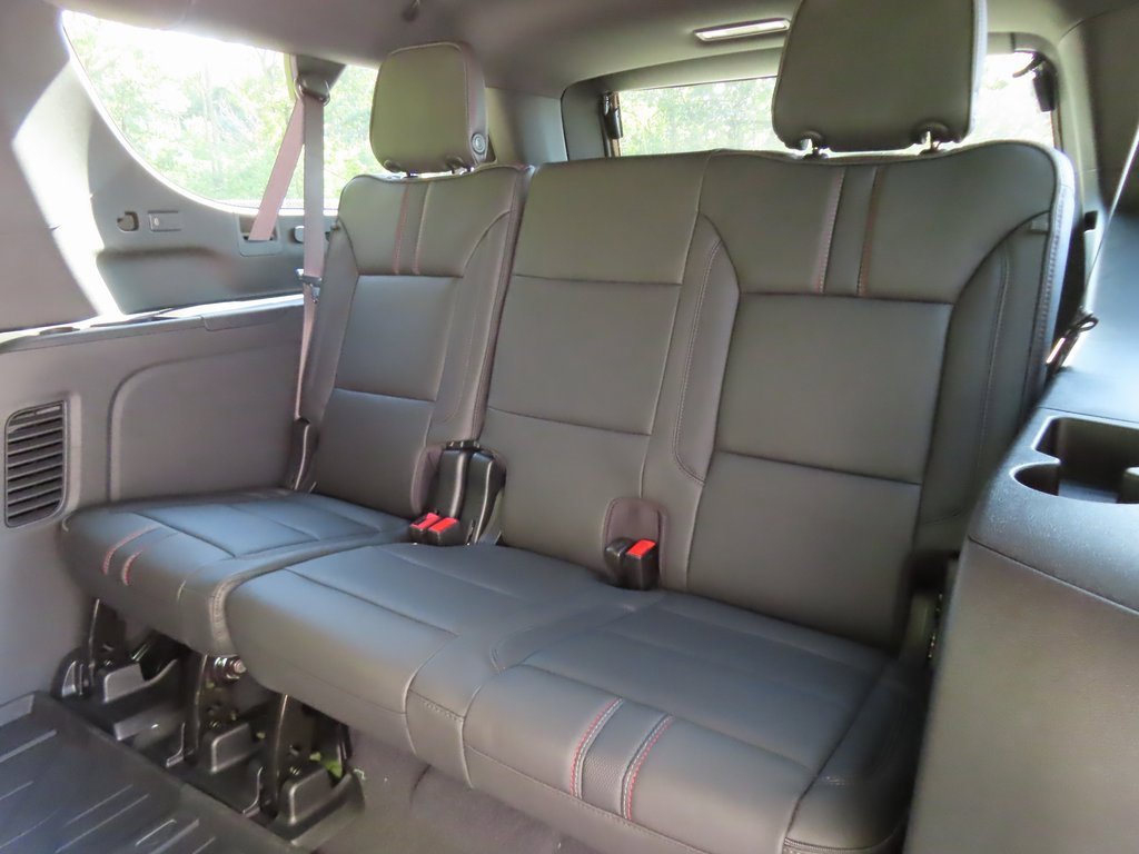 New 2026 Chevrolet Suburban RST w/ RST Capability Package image 28