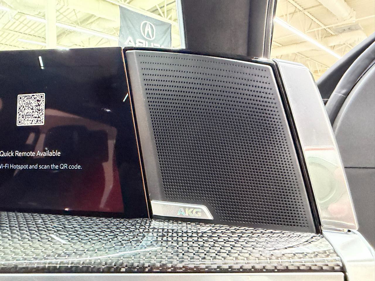 Used 2025 Cadillac Escalade V w/ LPO, ONYX Package image 50