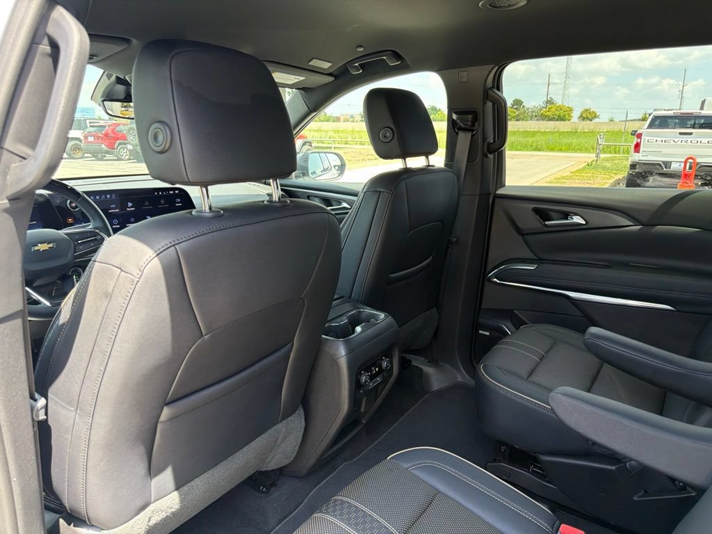Used 2026 Chevrolet Traverse High Country AWD/4WD image 17