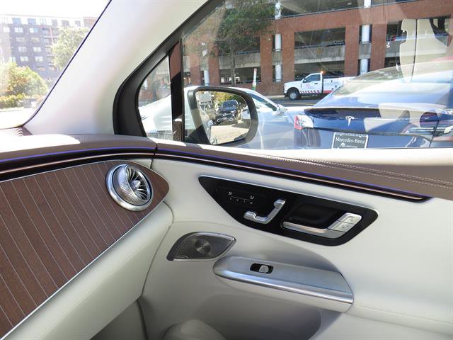 Used 2023 Mercedes-Benz EQE 500 4MATIC SUV image 15