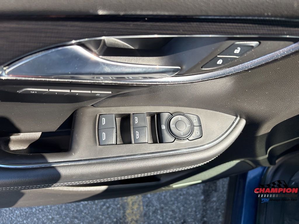 Used 2022 Buick Envision Essence w/ Safety Package image 23