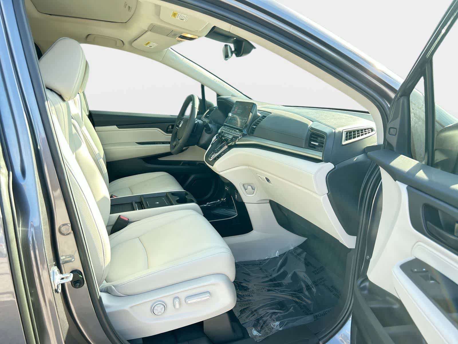Used 2026 Honda Odyssey EX-L image 14