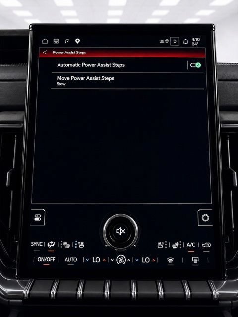 Used 2025 GMC Yukon Denali Ultimate AWD/4WD image 34