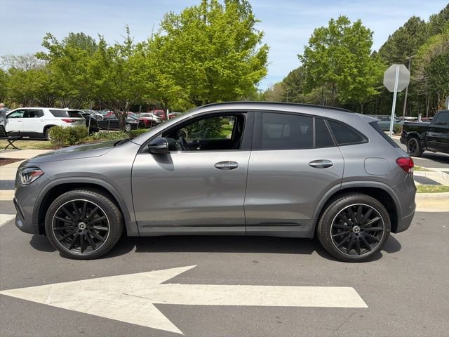 Used 2023 Mercedes-Benz GLA 250 w/ AMG Line Exterior image 2