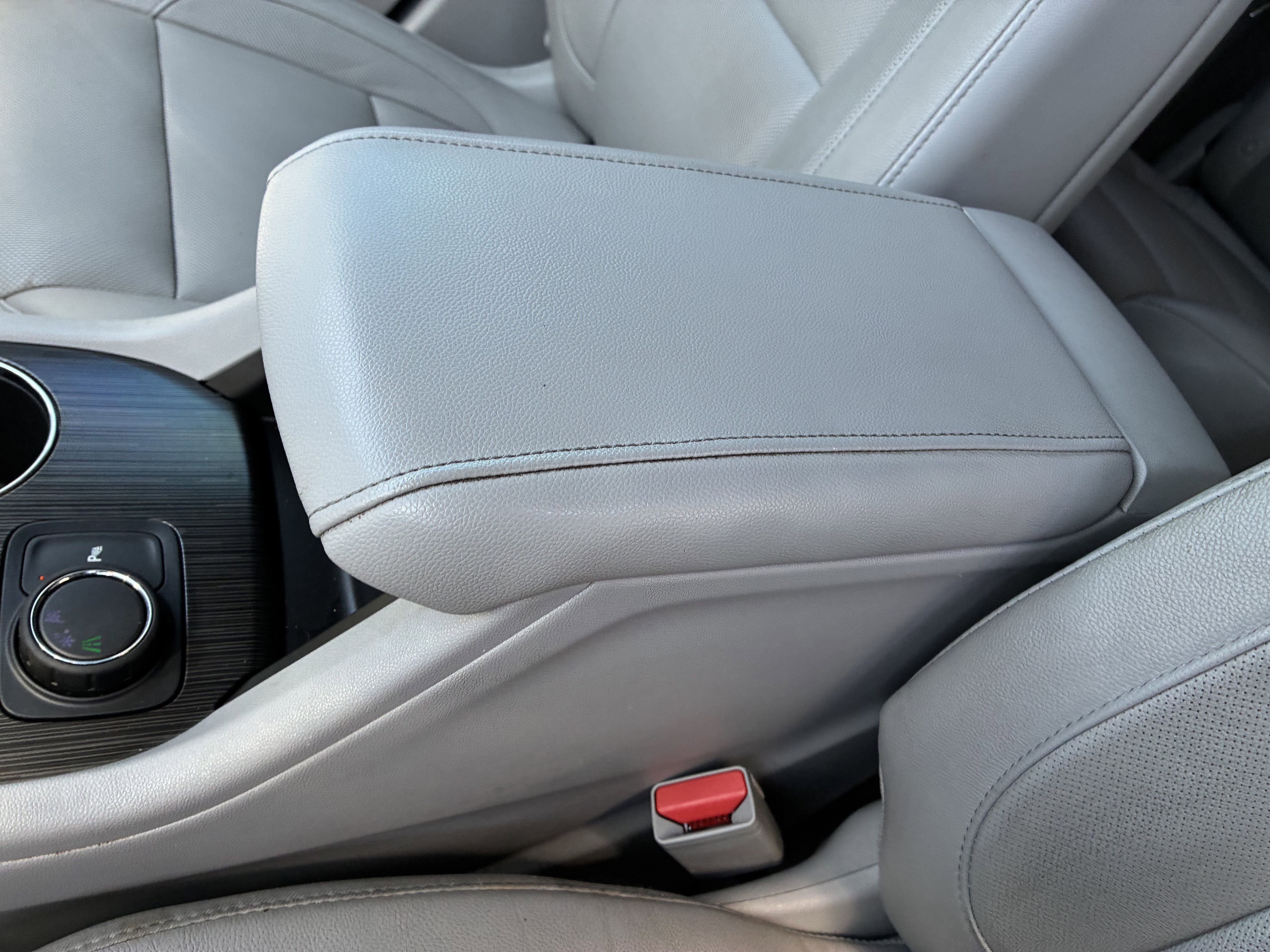 Used 2019 GMC Acadia SLT image 36