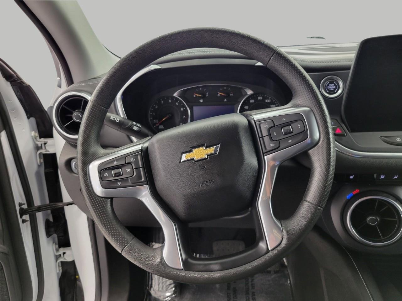 Used 2023 Chevrolet Blazer LT w/ Convenience Package AWD/4WD image 5