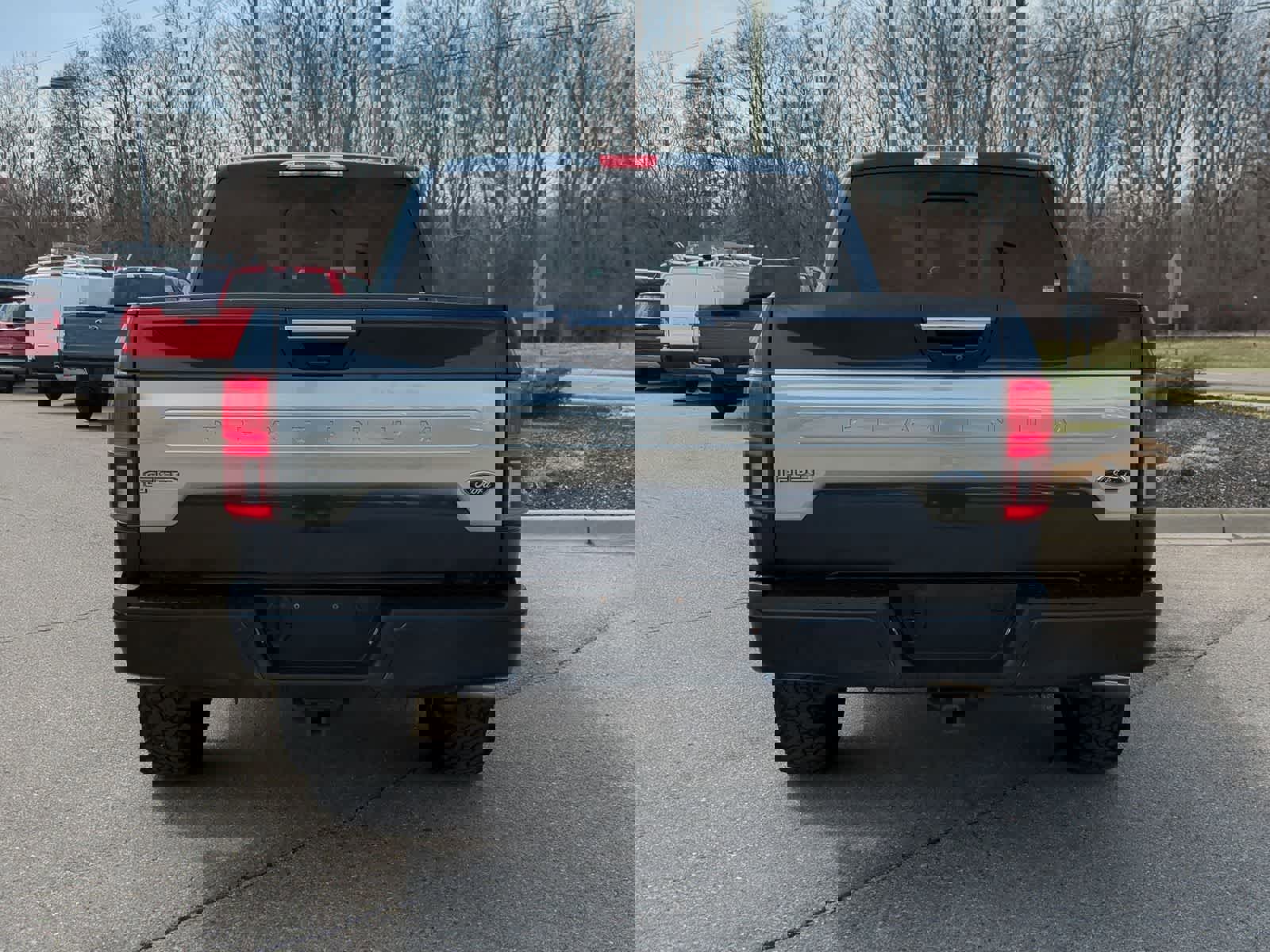 Used 2018 Ford F150 Platinum w/ Technology Package image 7