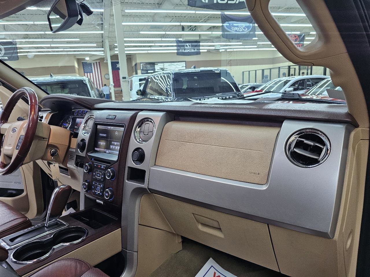 Used 2013 Ford F150 King Ranch w/ King Ranch Luxury Pkg image 21