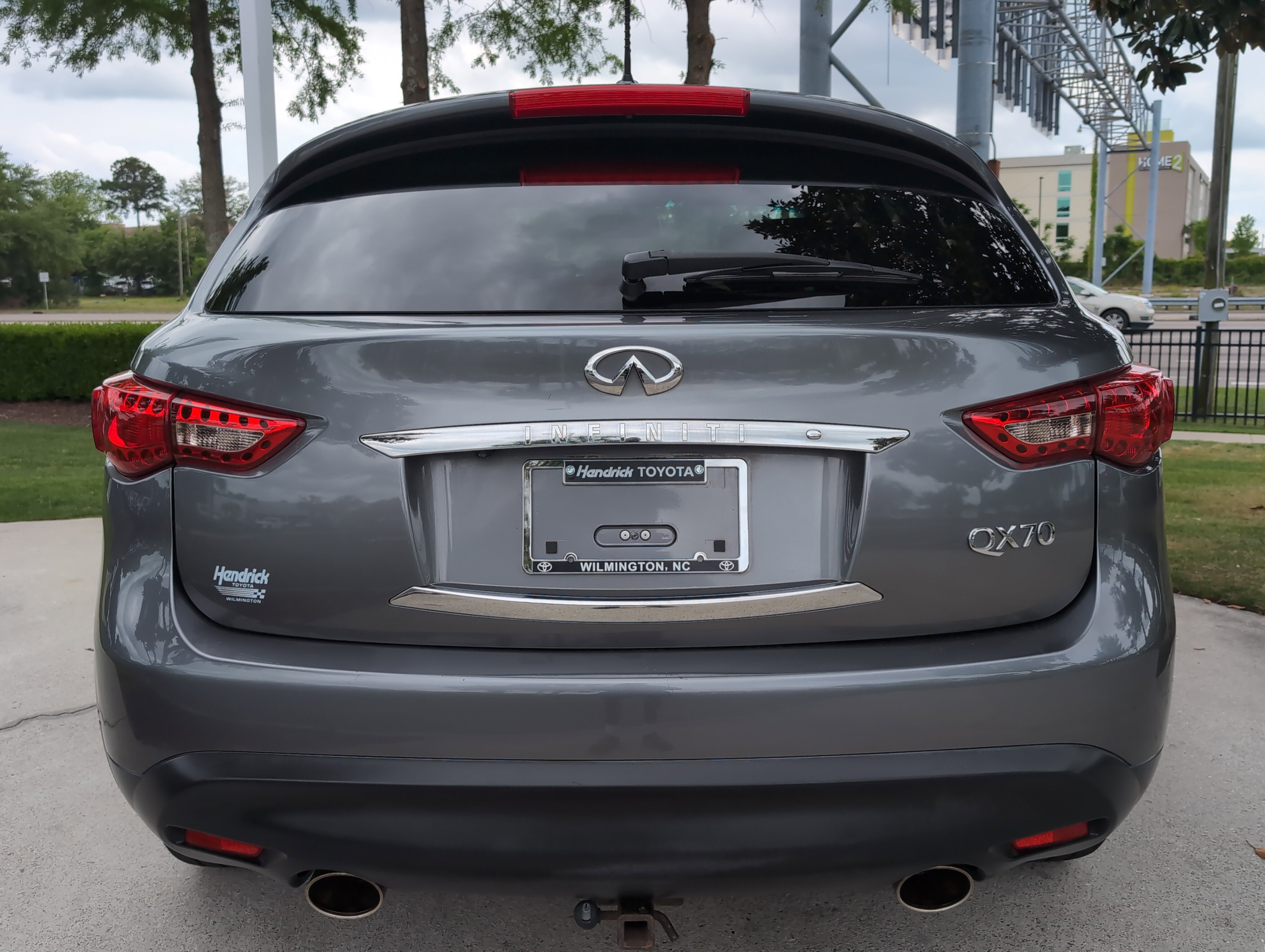 Used 2017 INFINITI QX70 AWD image 9