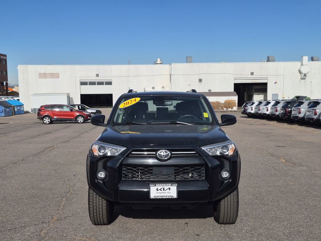 Used 2024 Toyota 4Runner SR5 image 3