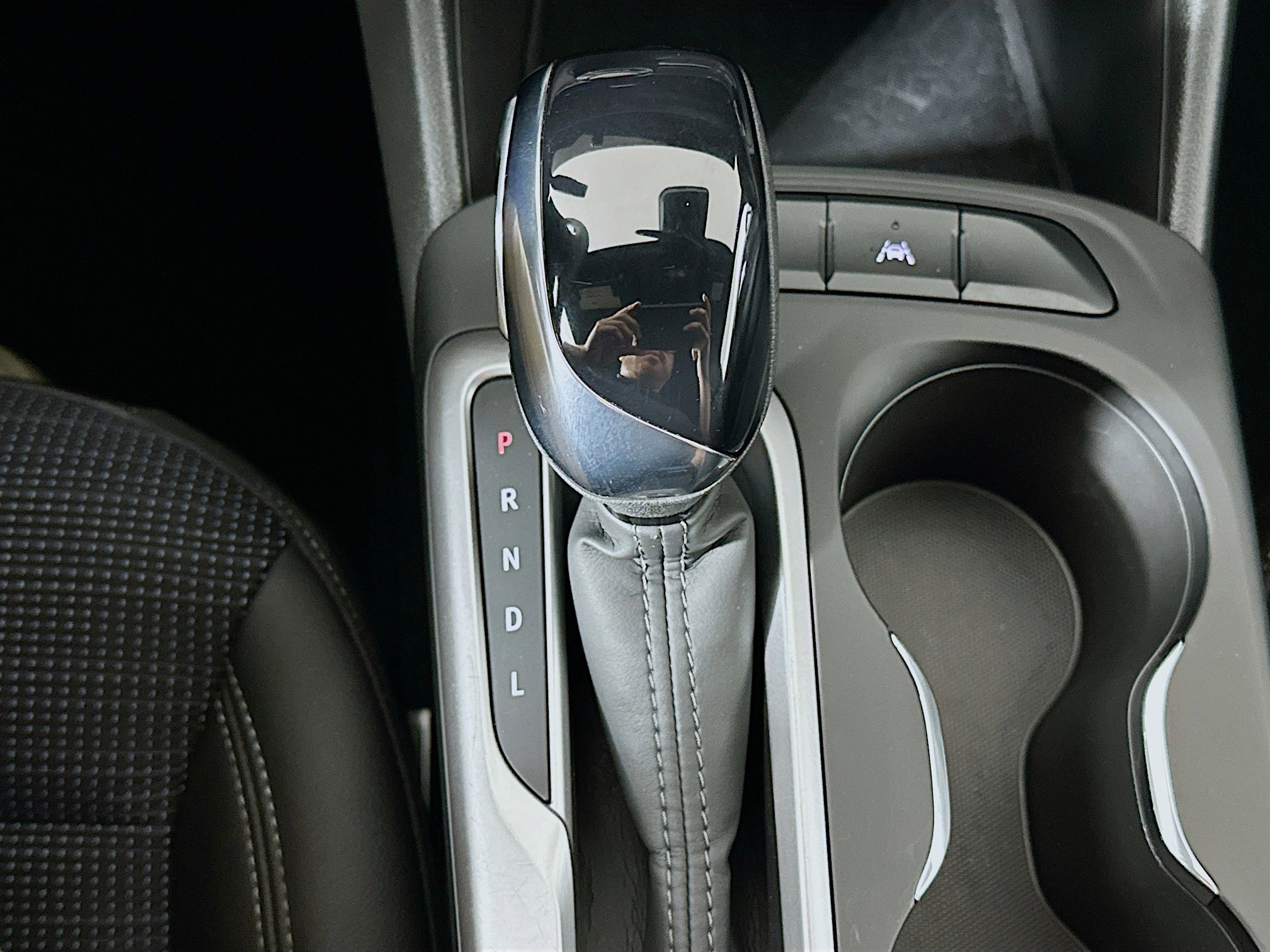 Used 2025 Buick Envista Preferred FWD image 24