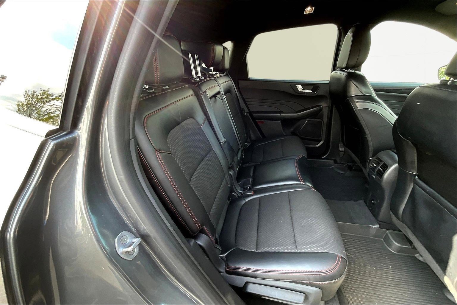 Used 2024 Ford Escape ST-Line Select w/ Tech Pack #1 image 25