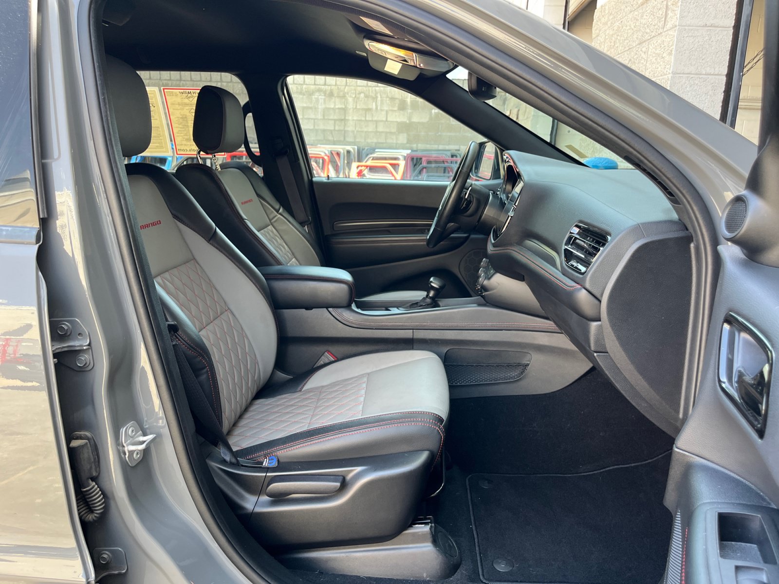 Used 2023 Dodge Durango GT AWD/4WD image 27