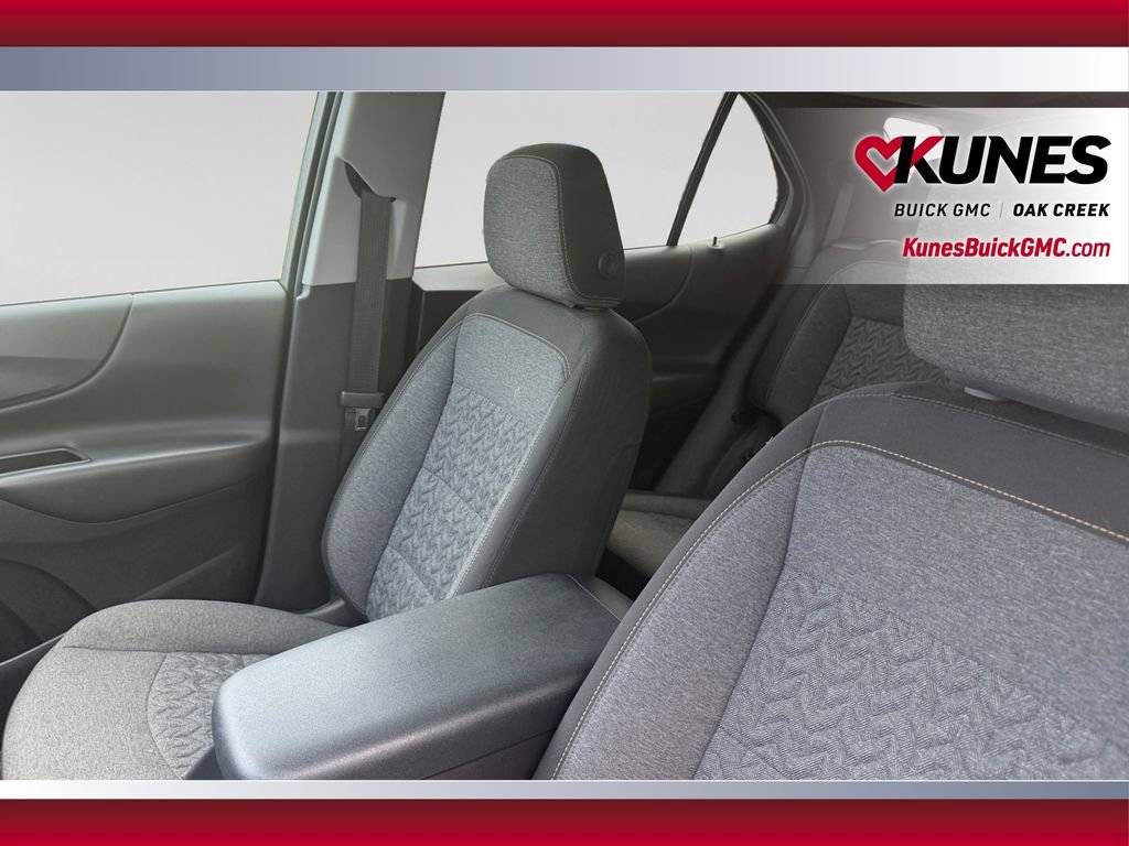 Used 2024 Chevrolet Equinox LT AWD/4WD image 23