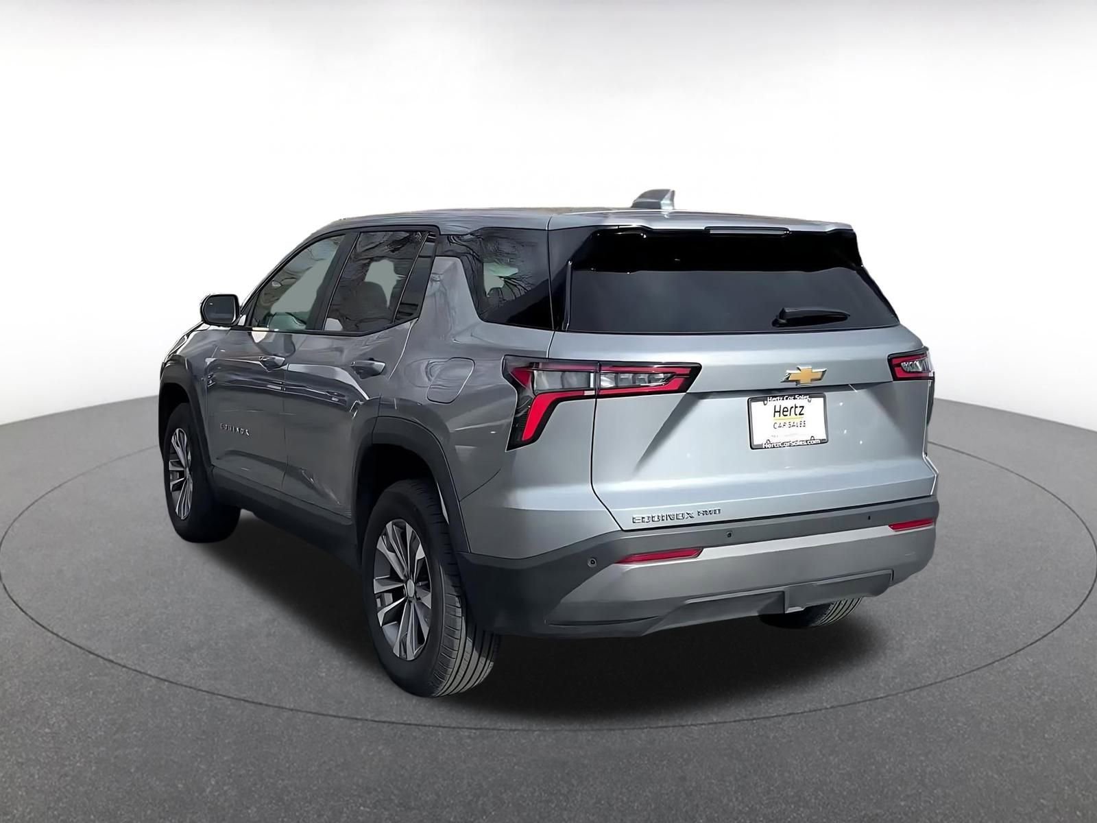 Used 2025 Chevrolet Equinox LT image 11