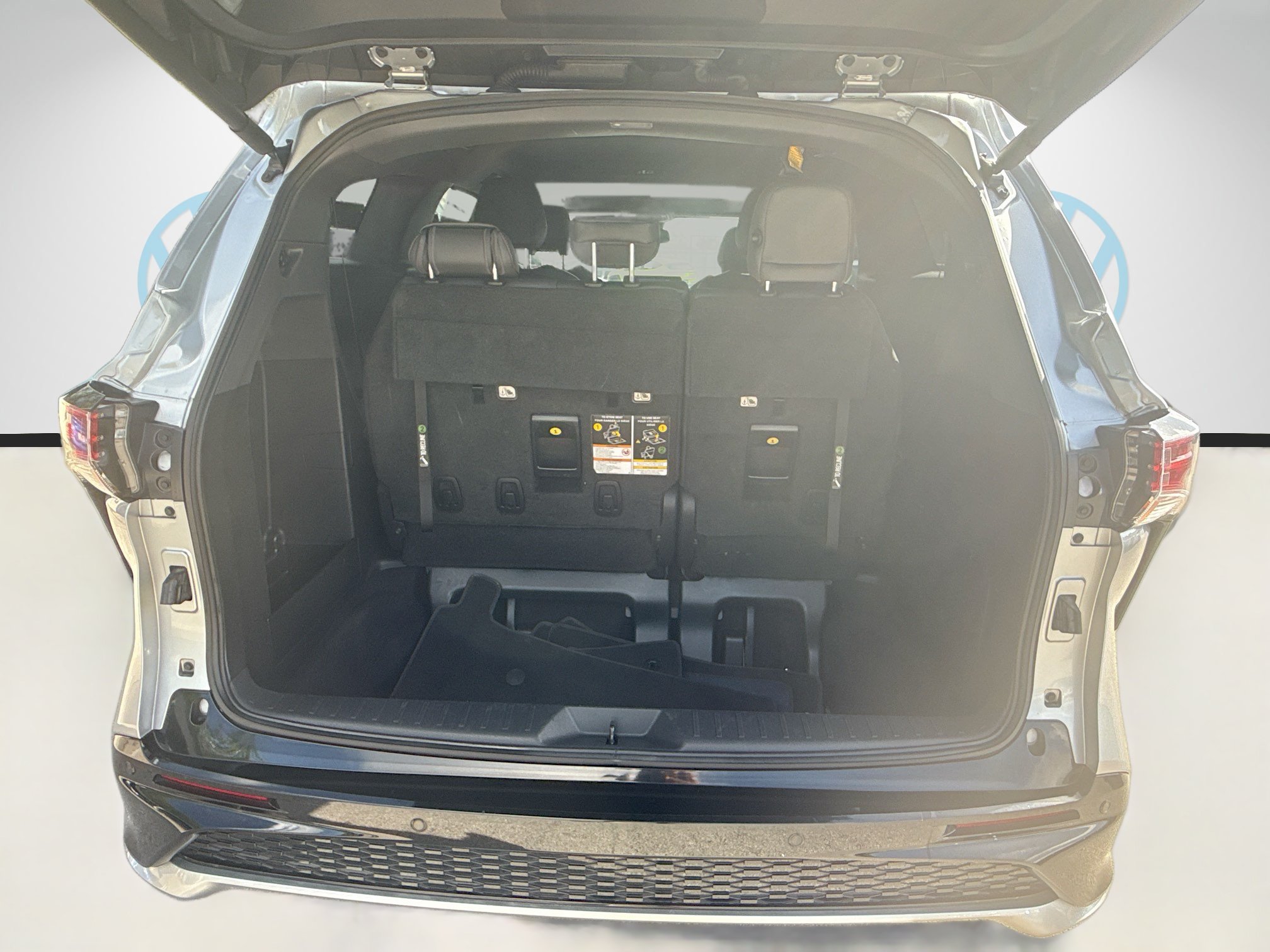 Used 2022 Toyota Sienna XSE FWD image 26