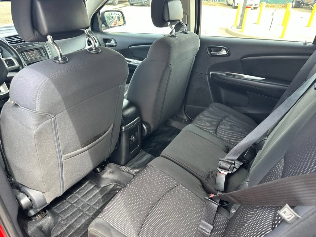 Used 2015 Dodge Journey American Value Package w/ Flexible Seating Group FWD image 18