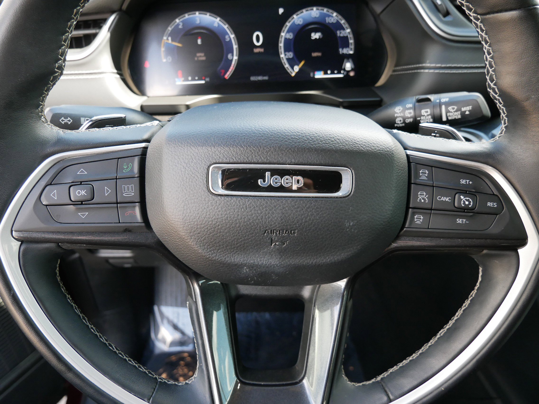 Used 2022 Jeep Grand Cherokee L Laredo AWD/4WD image 18