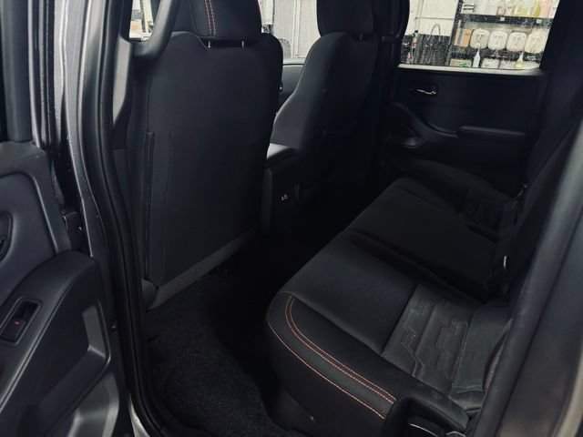 Used 2023 Nissan Frontier PRO-4X w/ Technology Package AWD/4WD image 19