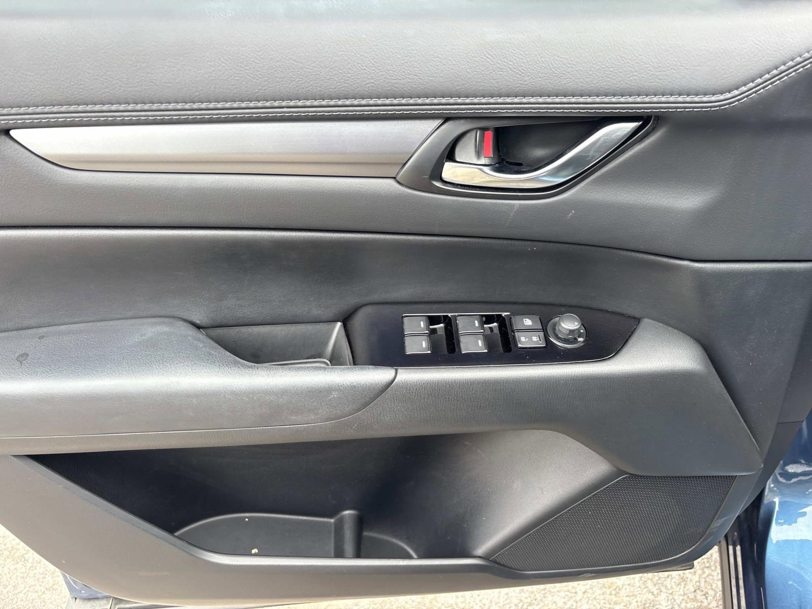 Used 2020 MAZDA CX-5 Touring image 23