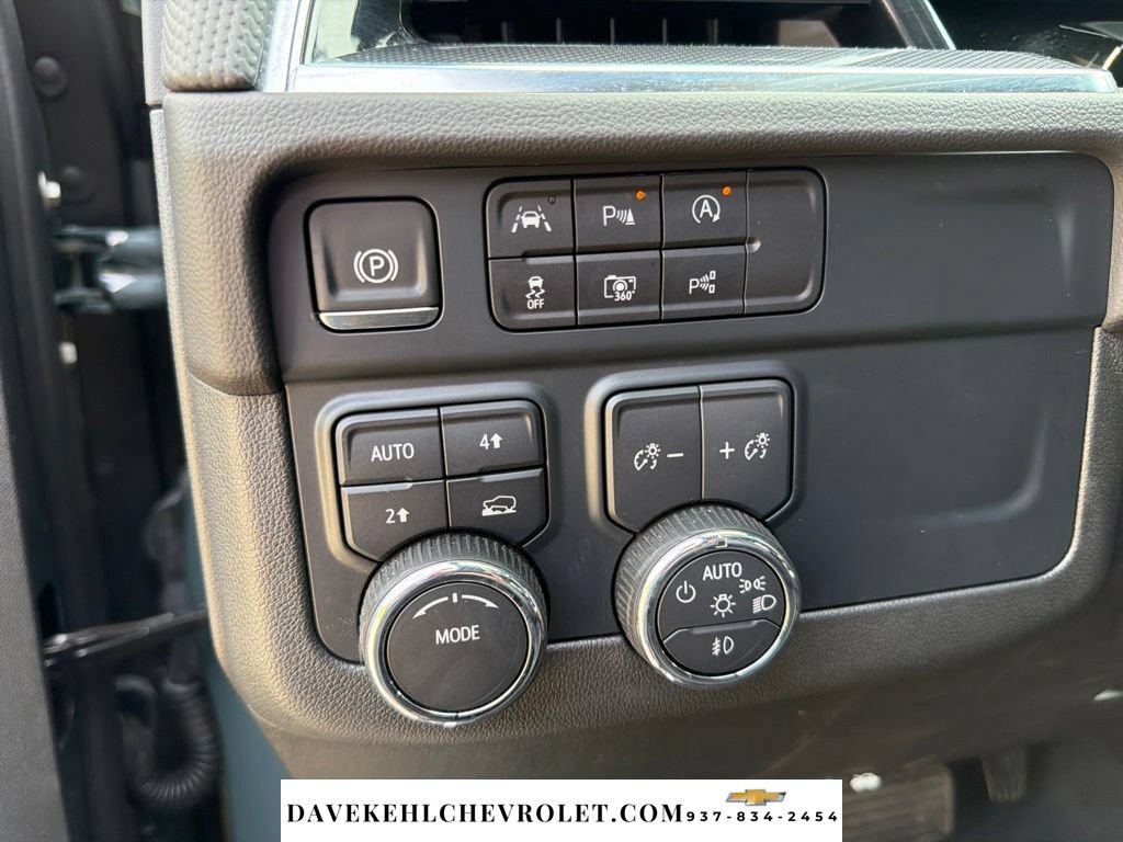 Used 2025 Chevrolet Tahoe RST w/ Comfort Package AWD/4WD image 12