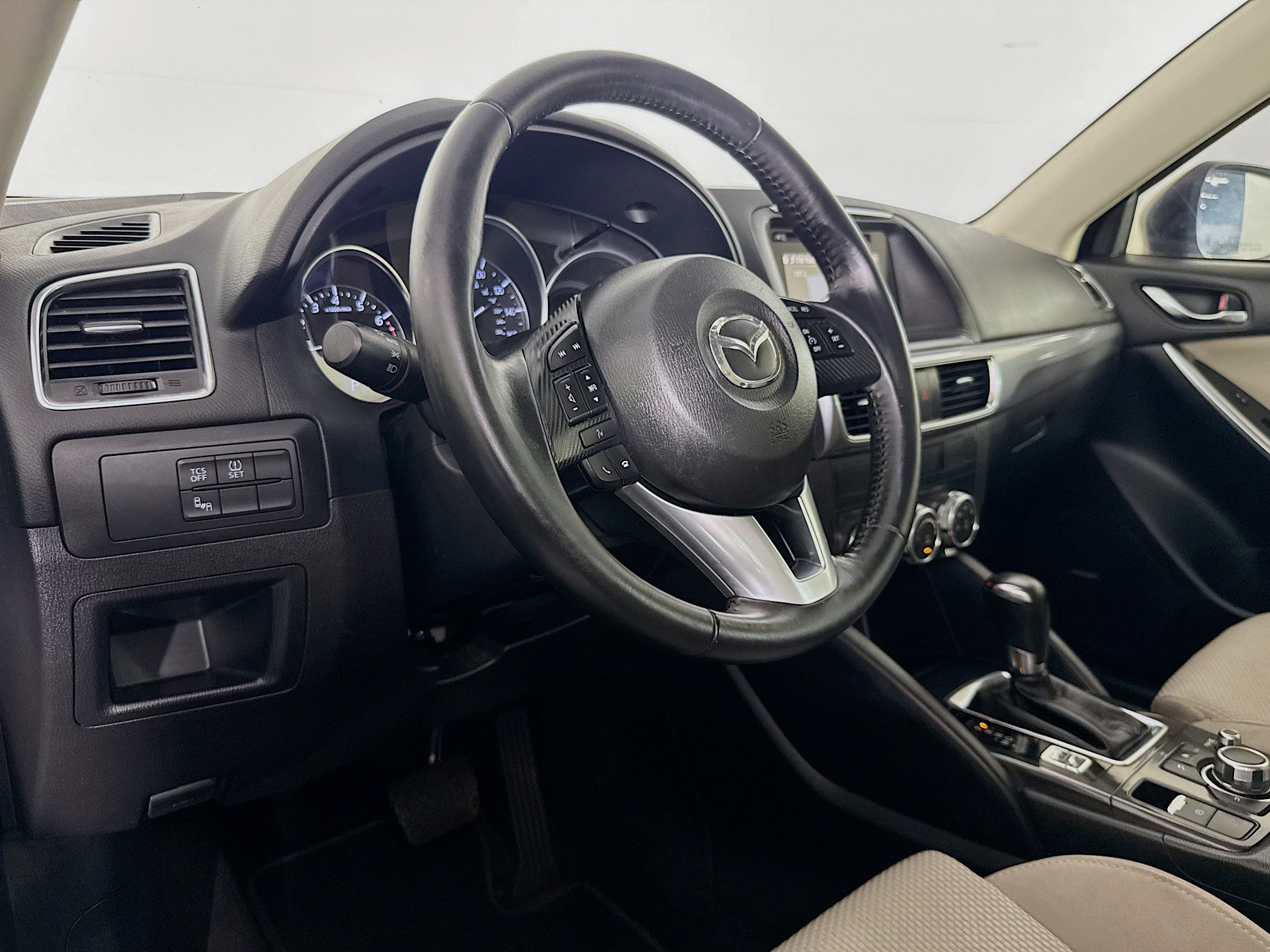 Used 2016 MAZDA CX-5 Touring w/ Touring Technology Package FWD image 21