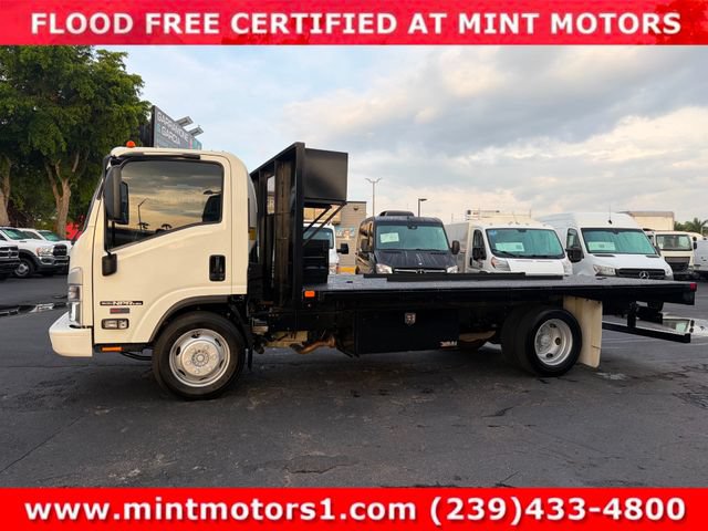 Used 2024 Isuzu NPR RWD image 10