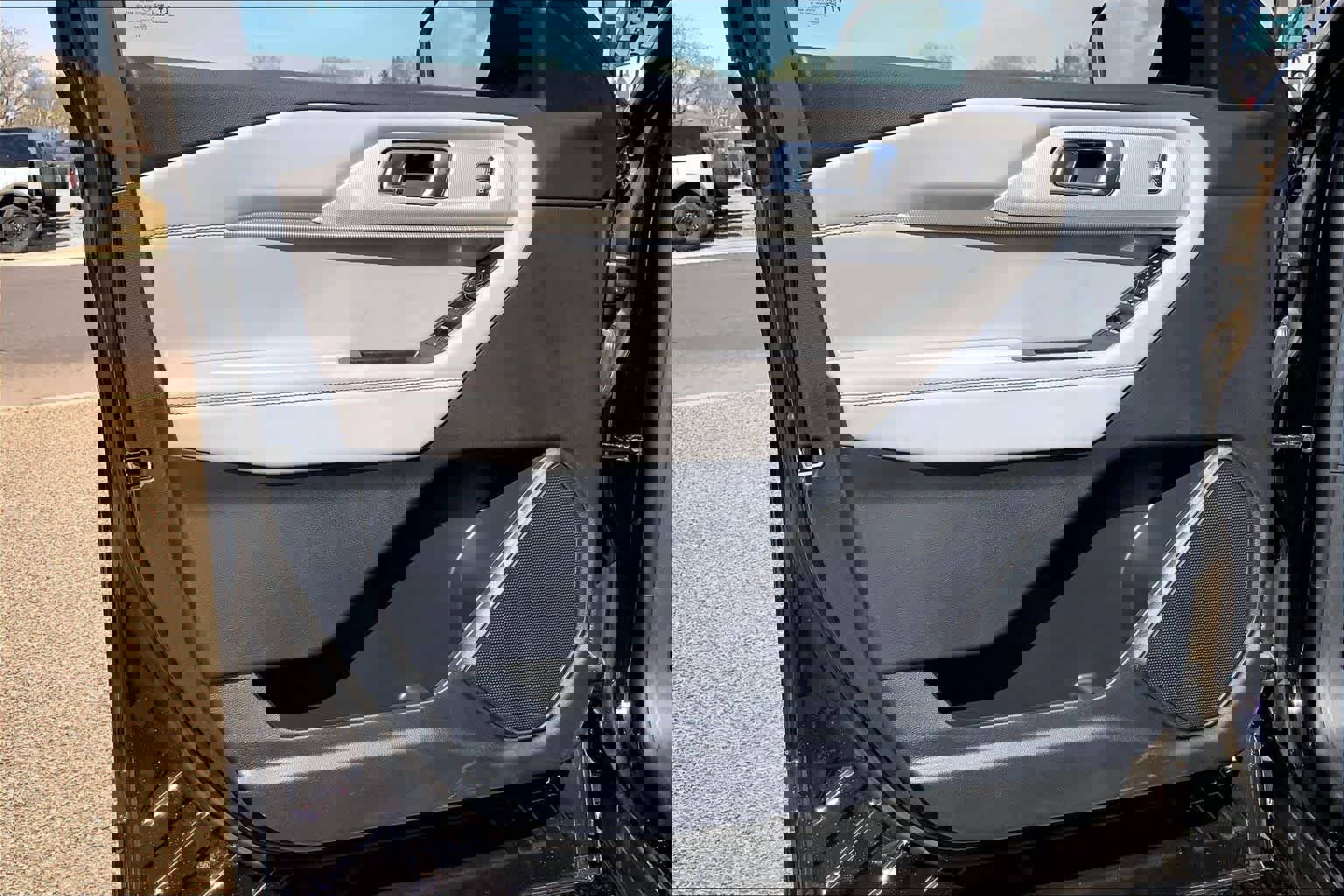 New 2026 Ford Explorer Active w/ Active Comfort Package image 10