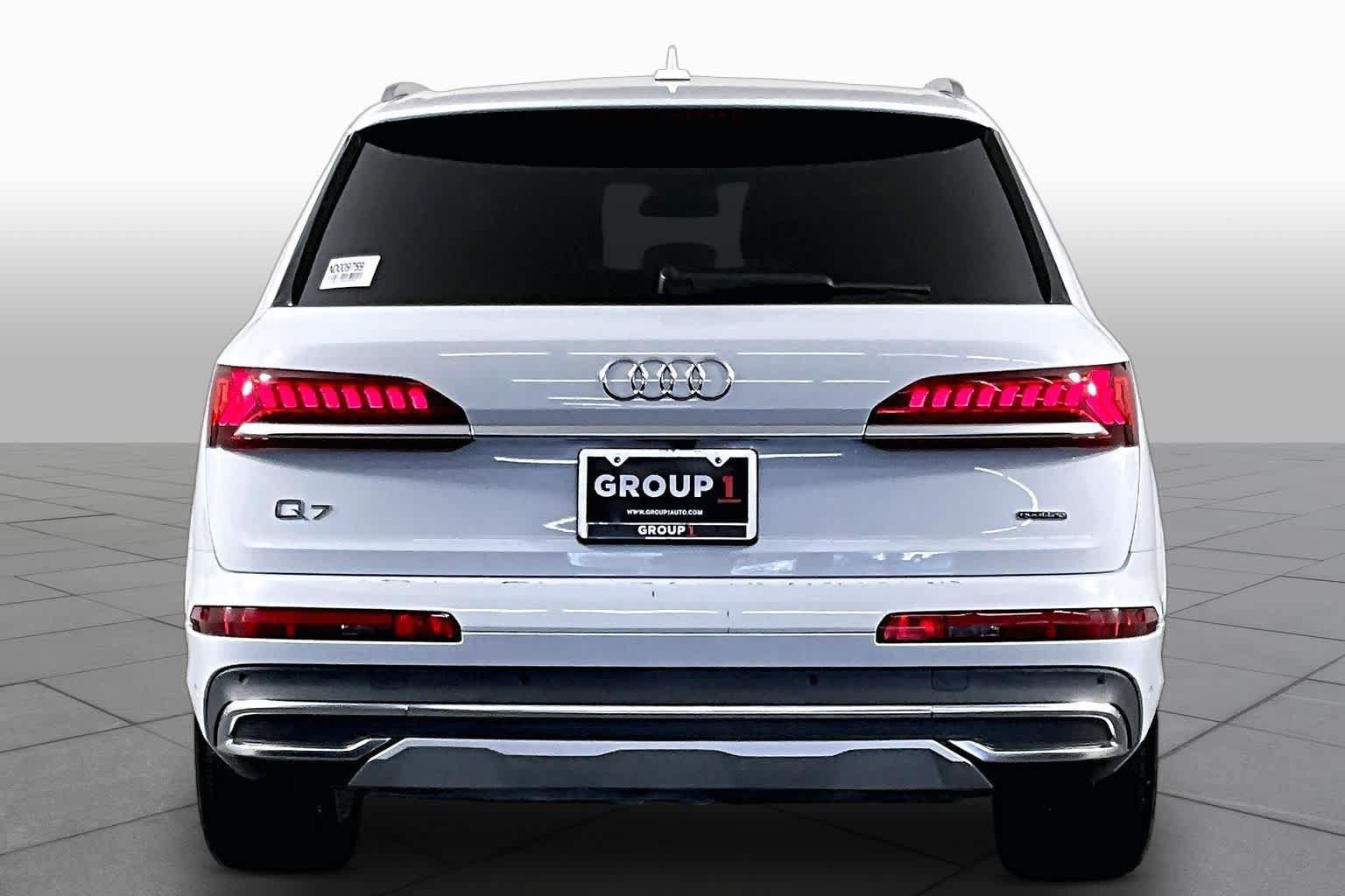 Used 2022 Audi Q7 3.0T Premium Plus w/ Premium Plus Package AWD/4WD image 5