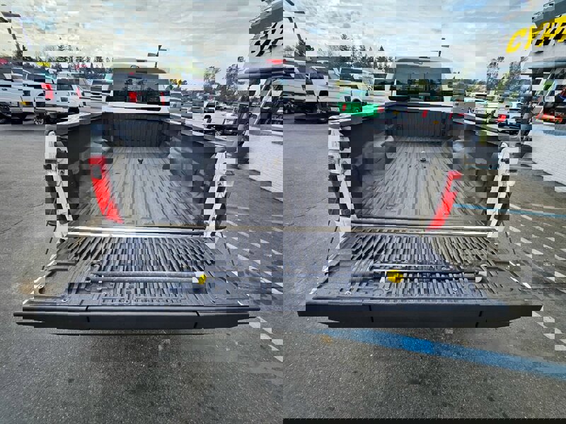 Used 2013 Ford F450 Lariat w/ Lariat Ultimate Pkg image 6