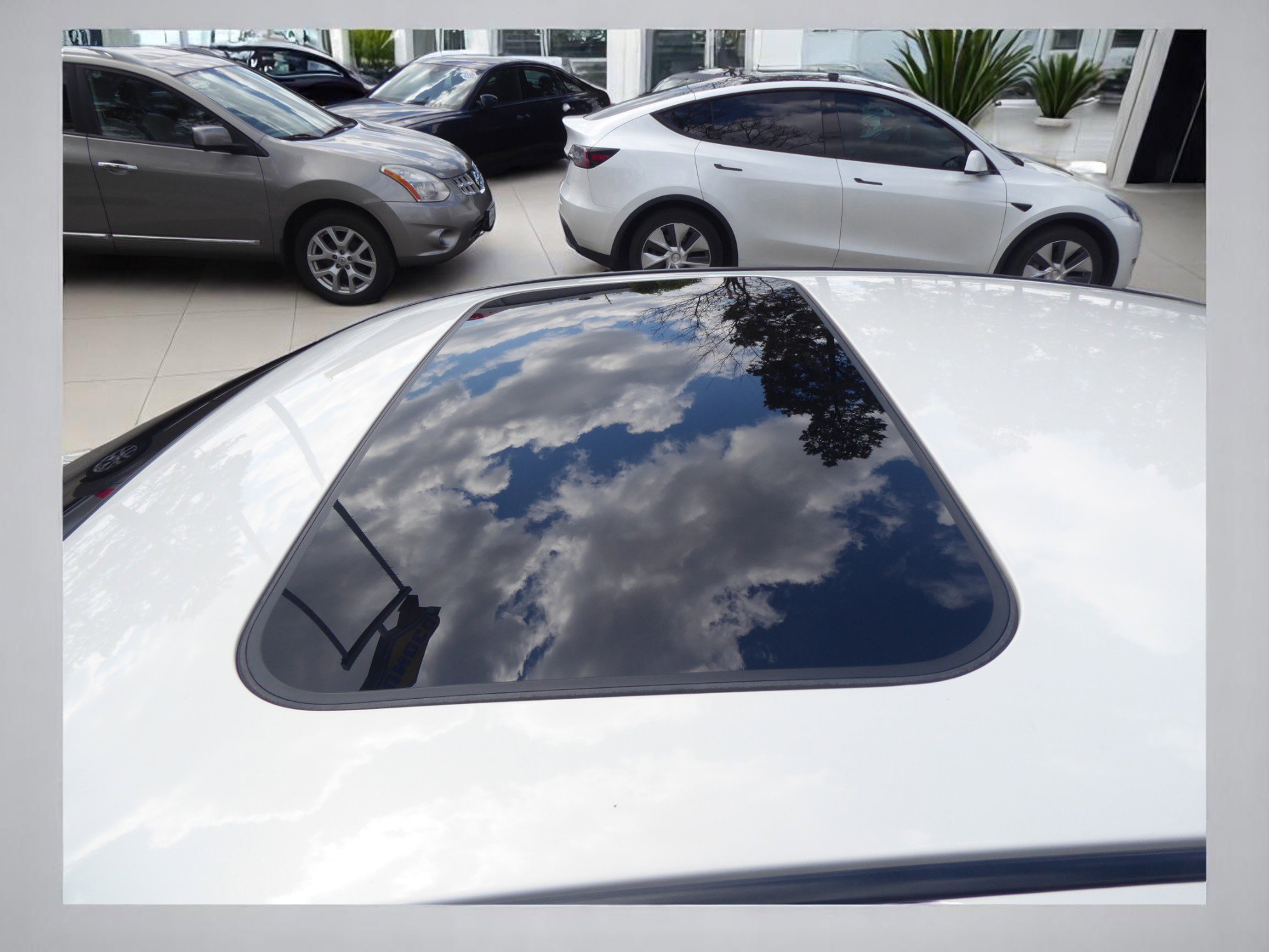 Used 2012 INFINITI G37 x Sedan w/ Premium Pkg image 14