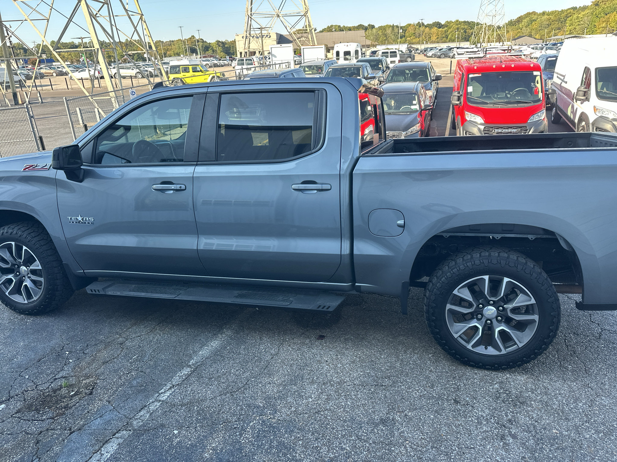 Used 2020 Chevrolet Silverado 1500 RST w/ Texas Edition AWD/4WD image 9