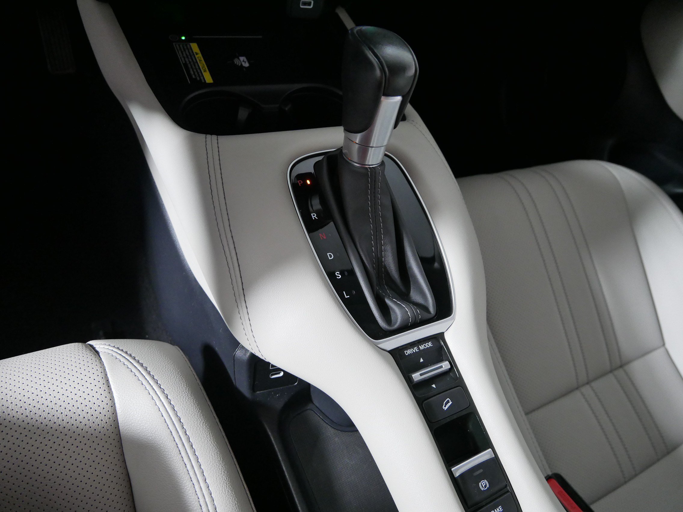 Used 2024 Honda HR-V EX-L image 24