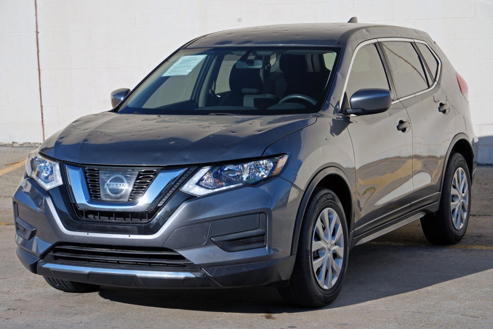 Used 2017 Nissan Rogue S AWD/4WD image 39