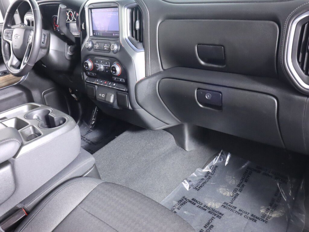 Used 2020 Chevrolet Silverado 1500 RST image 41