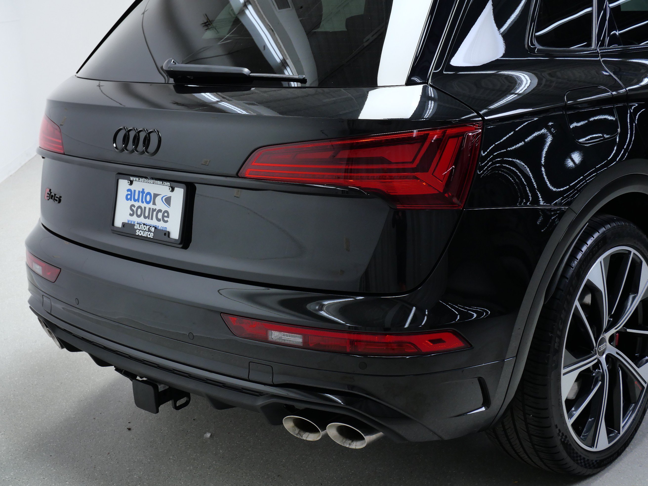 Used 2023 Audi SQ5 Premium Plus w/ Premium Plus Package AWD/4WD image 5