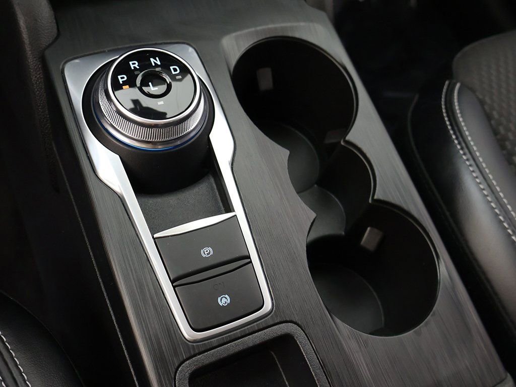 Used 2023 Ford Escape SE w/ Class II Trailer Tow Package image 54