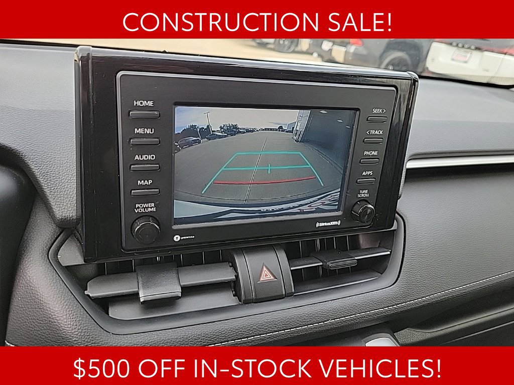Used 2021 Toyota RAV4 XLE AWD/4WD image 20