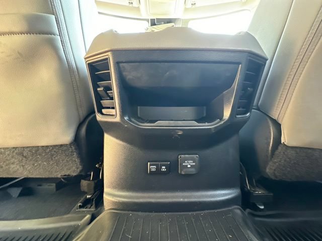Used 2022 Toyota Tundra Limited AWD/4WD image 18