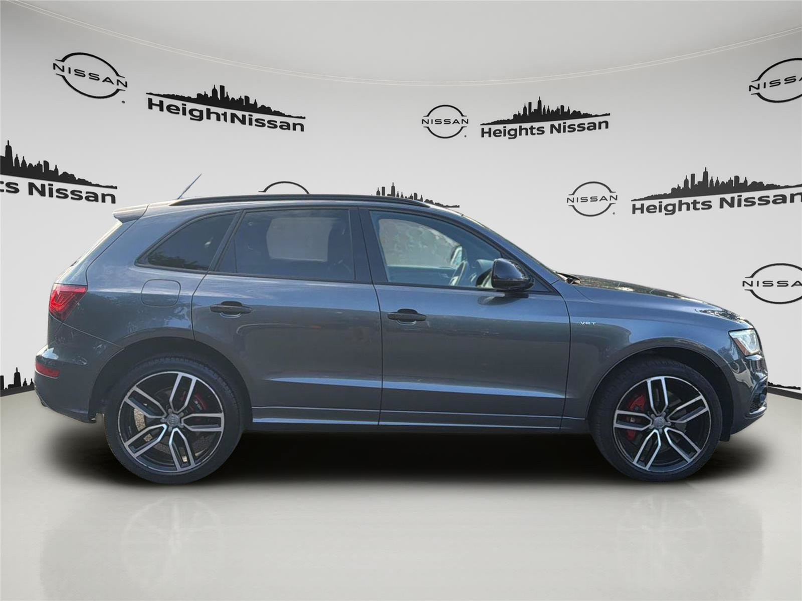 Used 2017 Audi SQ5 Premium Plus AWD/4WD image 6