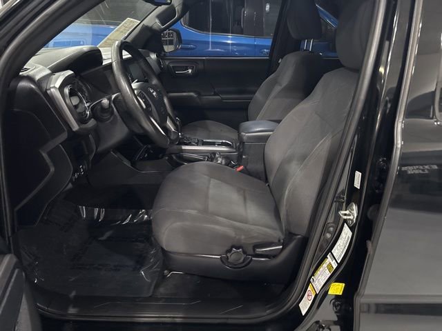 Used 2019 Toyota Tacoma TRD Off-Road w/ Technology Package image 11