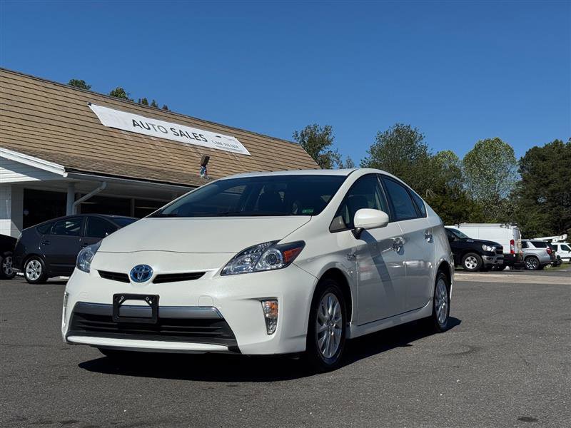 Used 2013 Toyota Prius Prime Plug-In Hybrid image 2