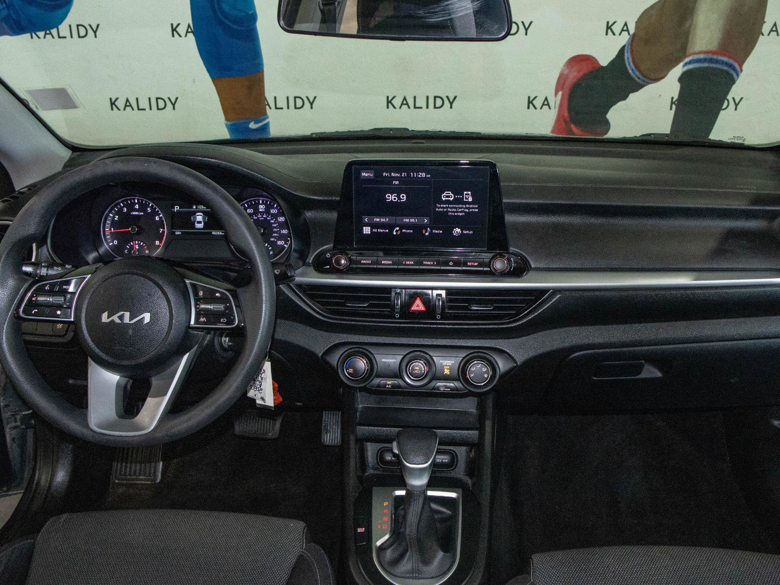 Used 2023 Kia Forte LXS image 3