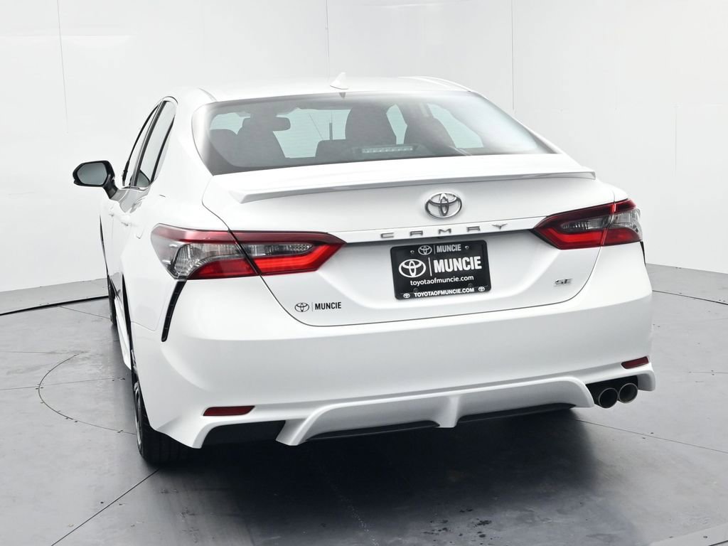 Used 2024 Toyota Camry SE w/ Convenience Package image 6