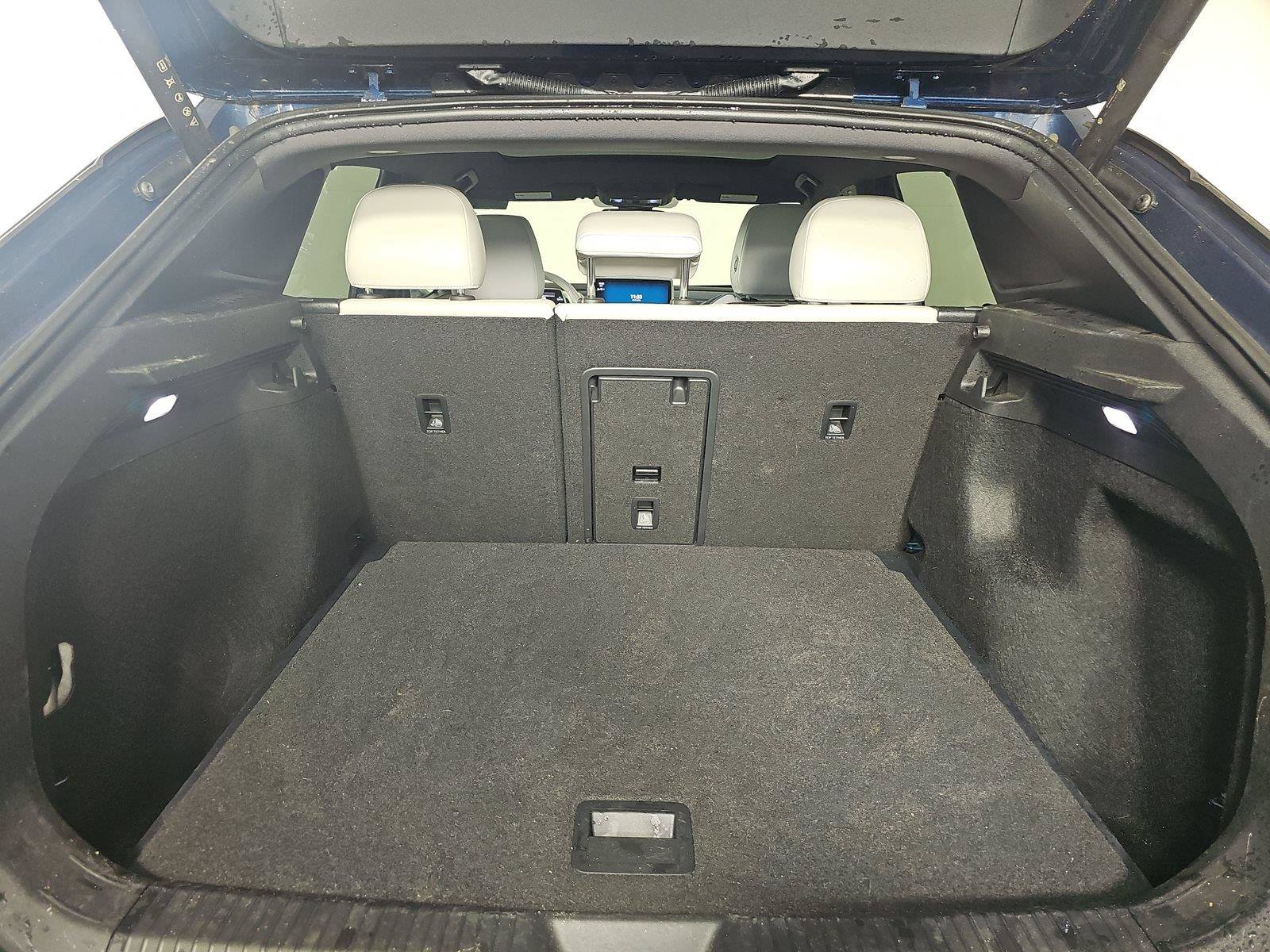 Used 2023 Volkswagen ID.4 S RWD image 12