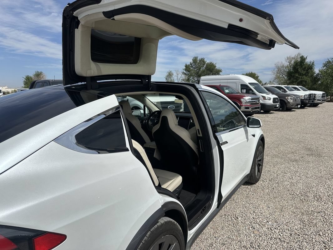 Used 2018 Tesla Model X P100D AWD/4WD image 21