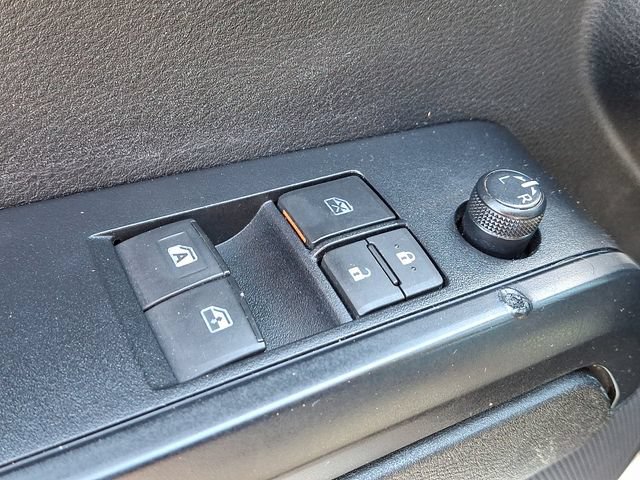 Used 2023 Toyota Tacoma SR w/ SR Convenience Package AWD/4WD image 25
