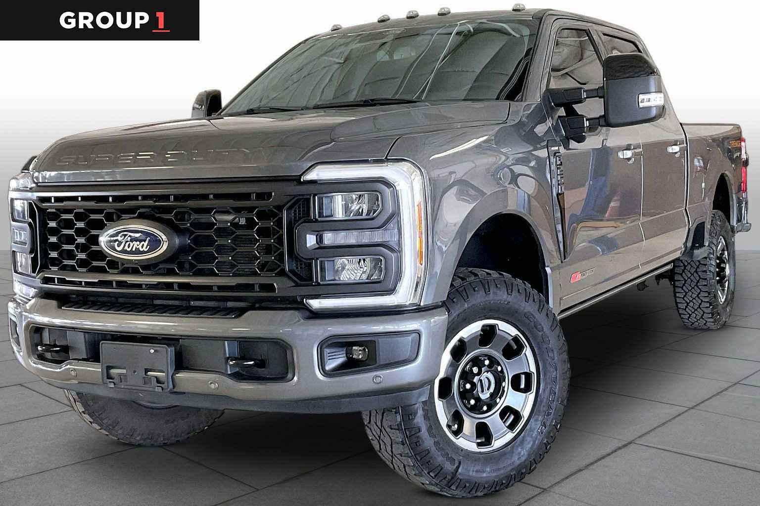 Used 2024 Ford F250 Lariat w/ Lariat Ultimate Package AWD/4WD video 1